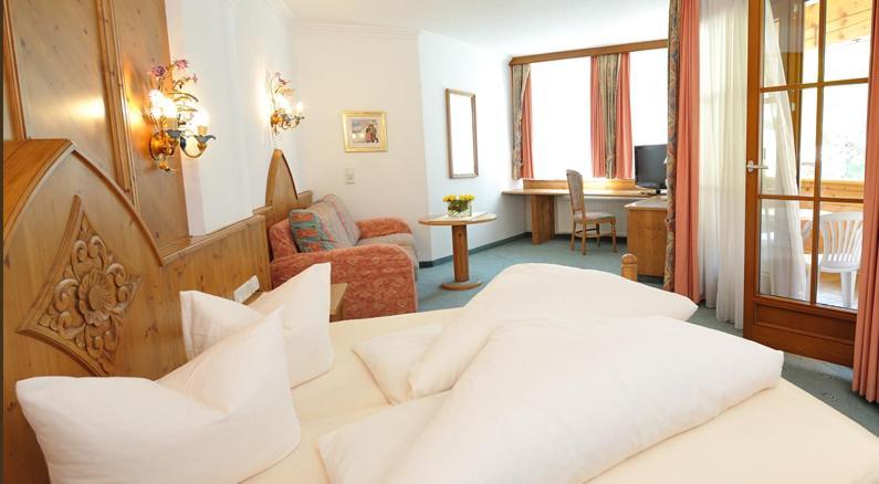 Hotel Garni Castel B&B イシュグル 部屋 写真