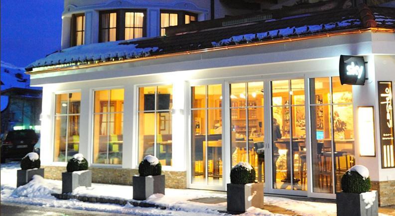 Hotel Garni Castel B&B イシュグル エクステリア 写真