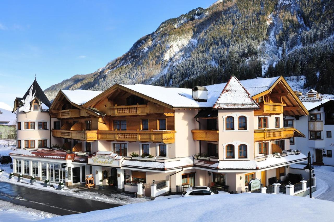 Hotel Garni Castel B&B イシュグル エクステリア 写真